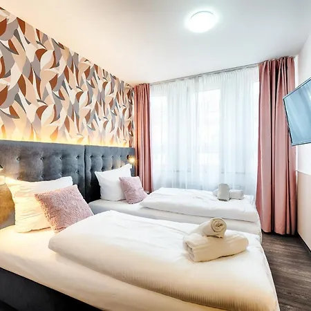 Home Hotel Hotell