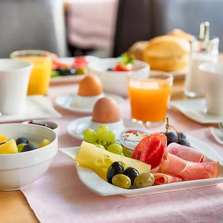 Home Hotel 3* Дортмунд