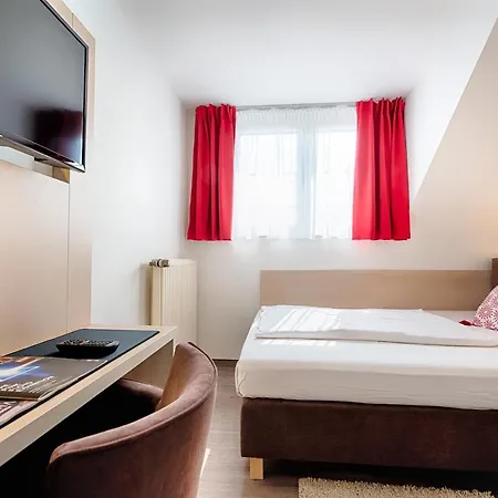 Home Hotel 3* Дортмунд