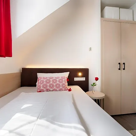 Home Hotel