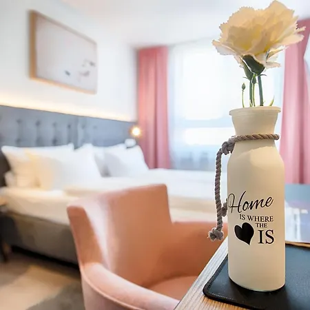 Отель Home Hotel